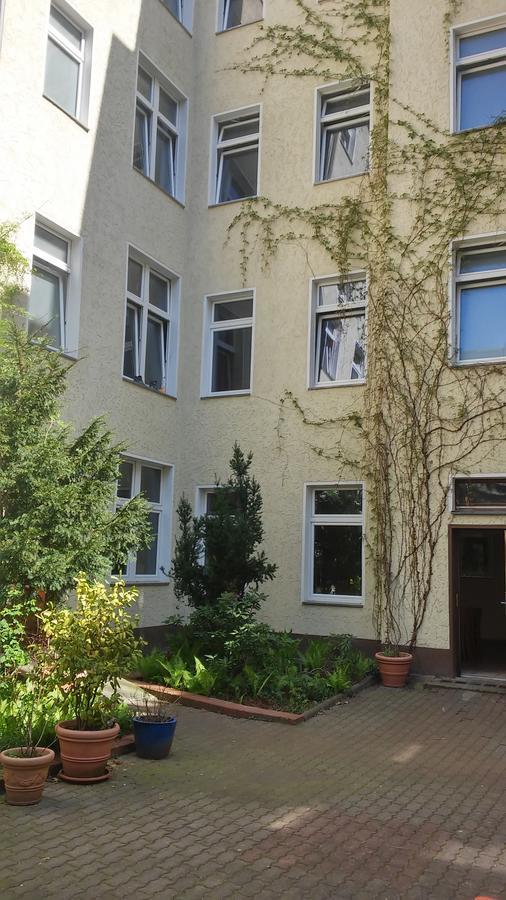 Happy Go Lucky Hotel + Hostel Schoneberg Berlin Exterior foto